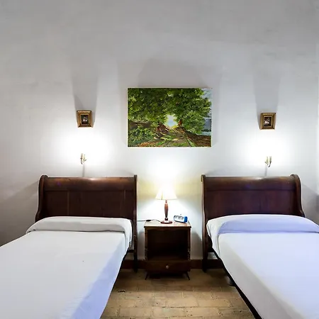 Hotel económico Rural - Las Ciguenas *