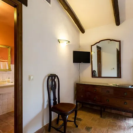 Hotel económico Rural - Las Ciguenas Badajós