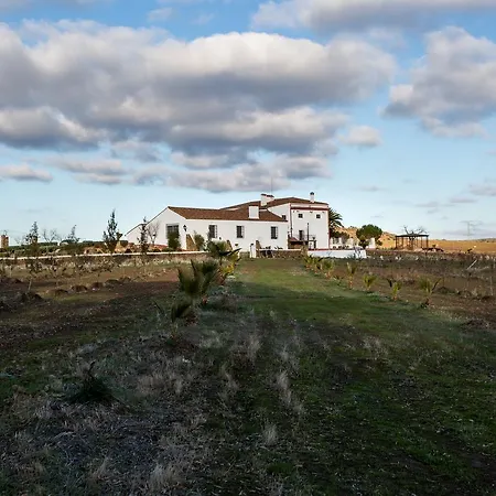Hotel económico Rural - Las Ciguenas