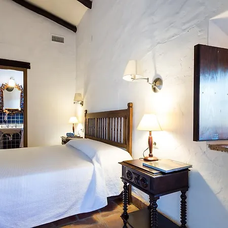 Hotel económico Rural - Las Ciguenas *