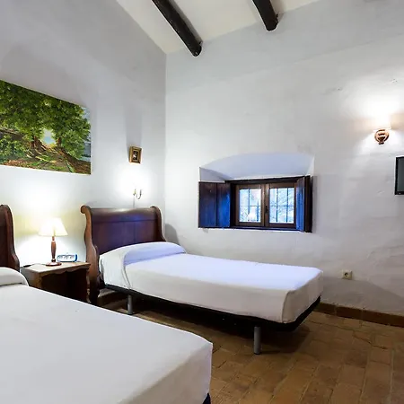 Hotel económico Rural - Las Ciguenas