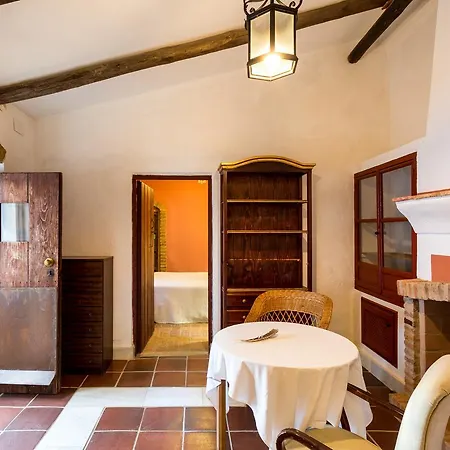 Rural - Las Ciguenas Hotel económico