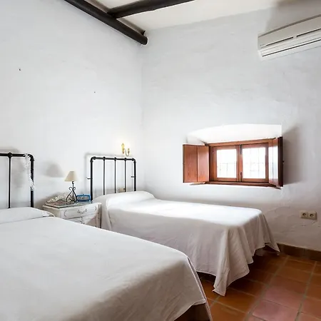 Rural - Las Ciguenas Hotel económico